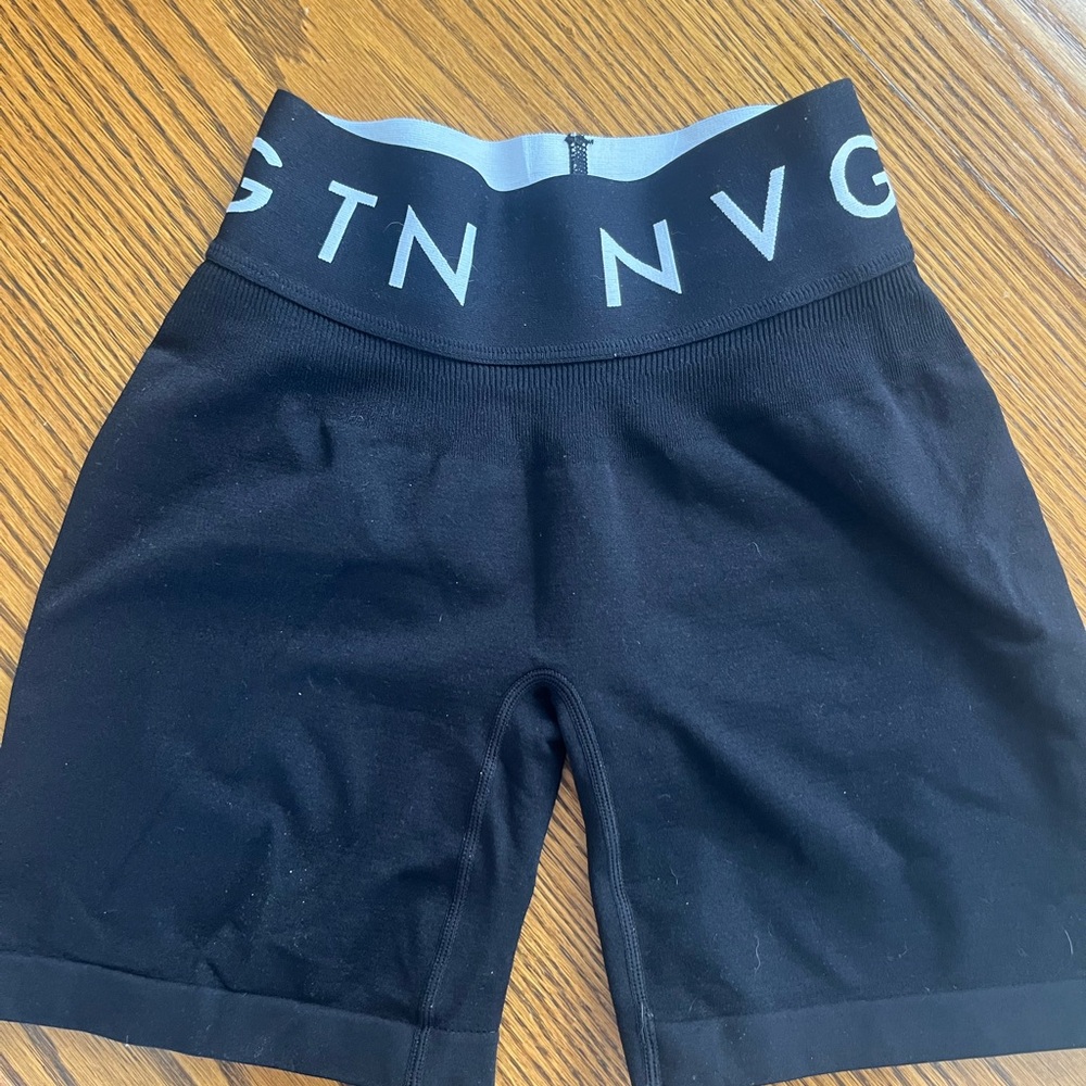 NVGTN black seamless sport shorts